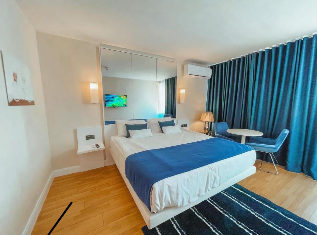 Queen Apartments In Batumi Exteriér fotografie